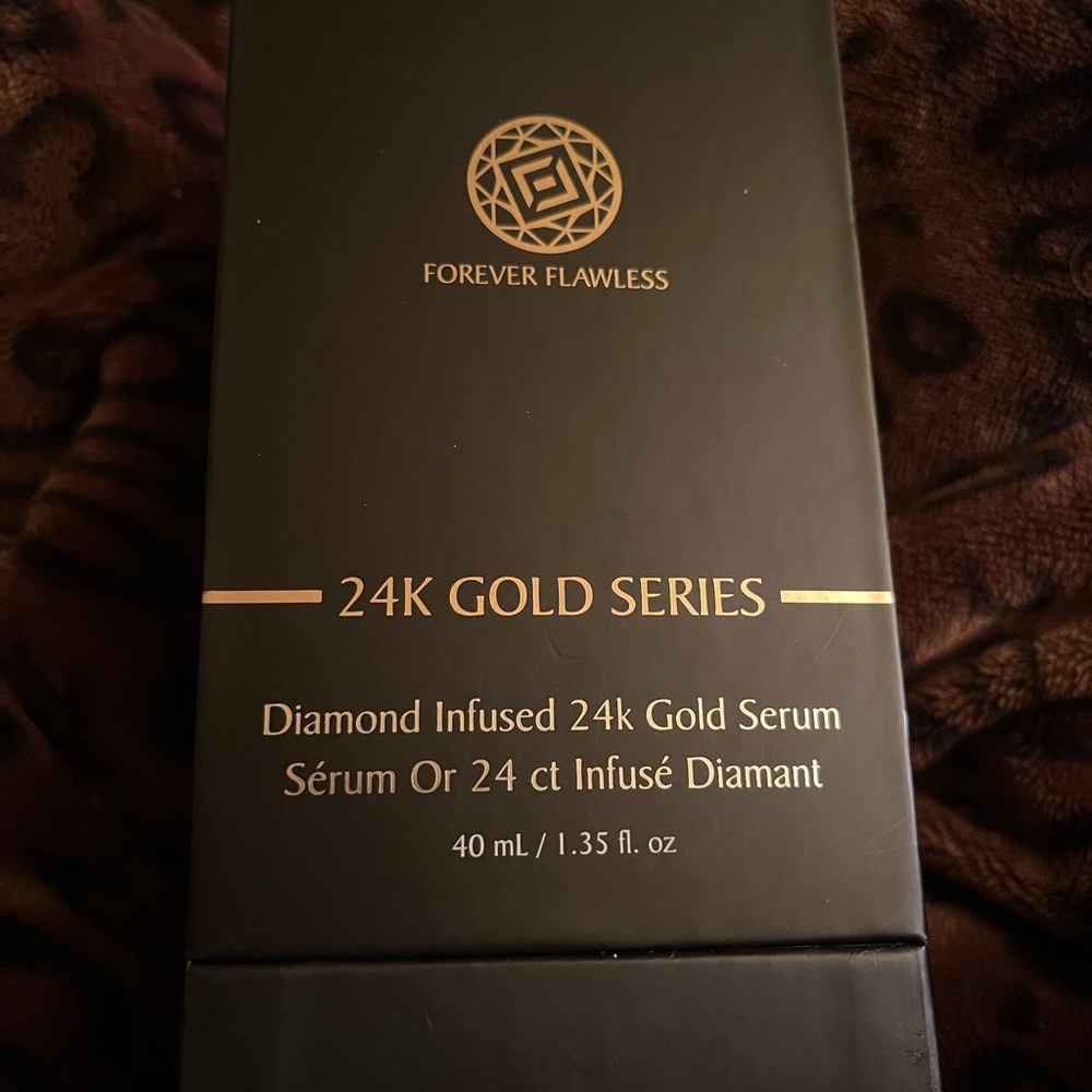 Forever Flawless DIAMOND INFUSED 24K GOLD SERUM